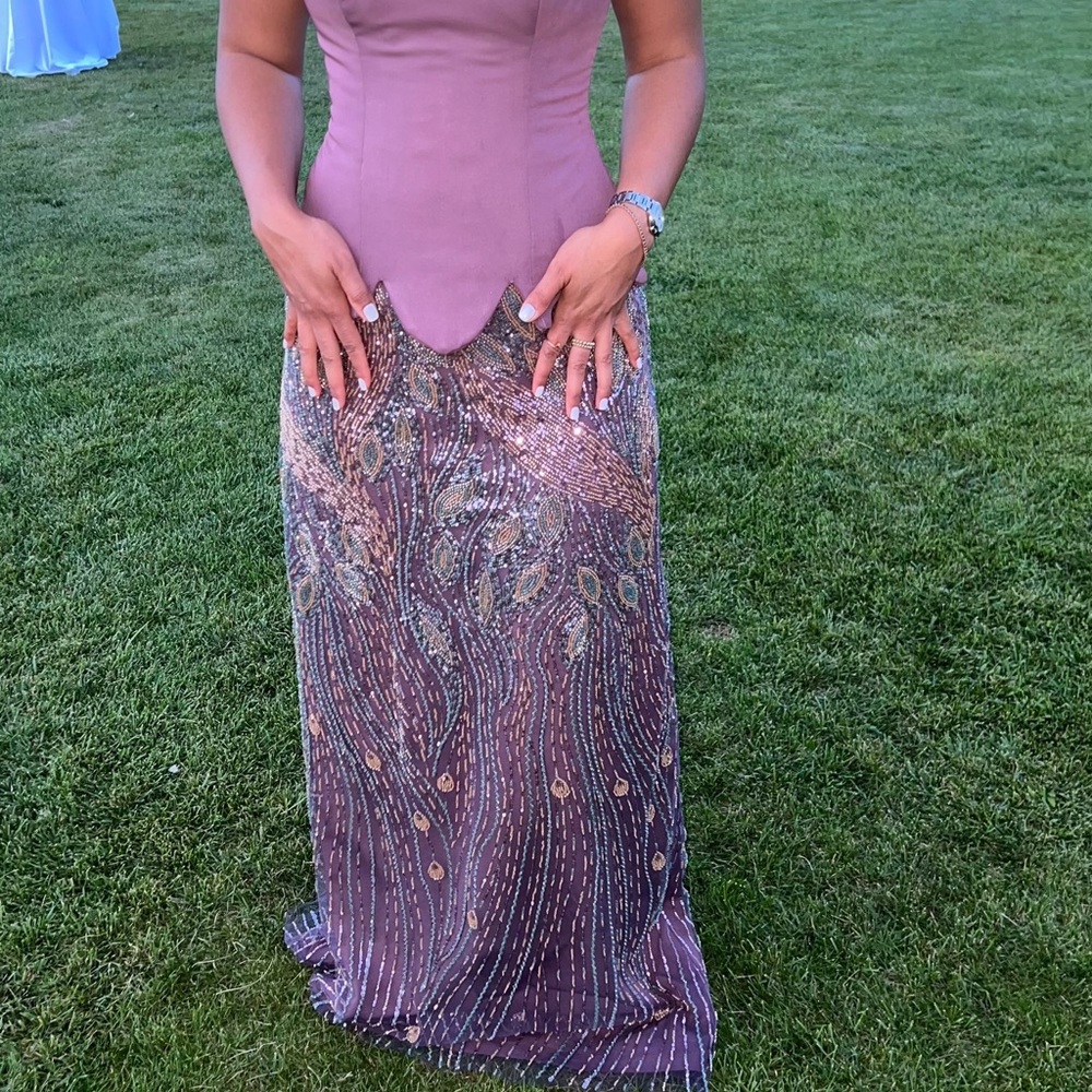 CUSTOM GOWN